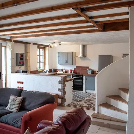 Lavender House - Traditional & Charming Stone *