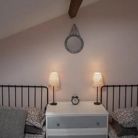 Casa vacanze Lavender House - Traditional & Charming Stone *